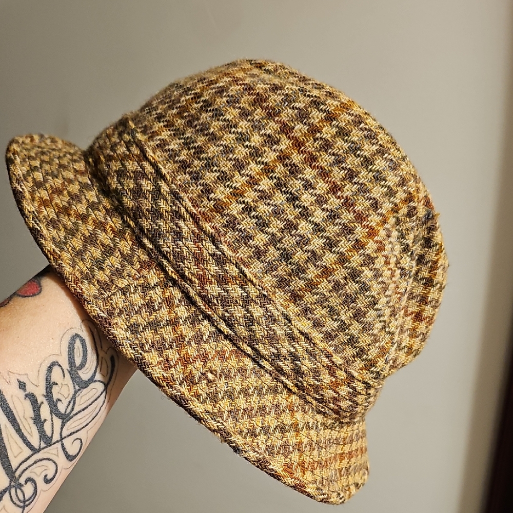 Vintage Eaton's Tweed Plaid Hat